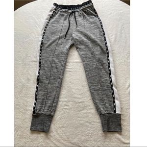 PINK jogger sweatpants sequin logo small